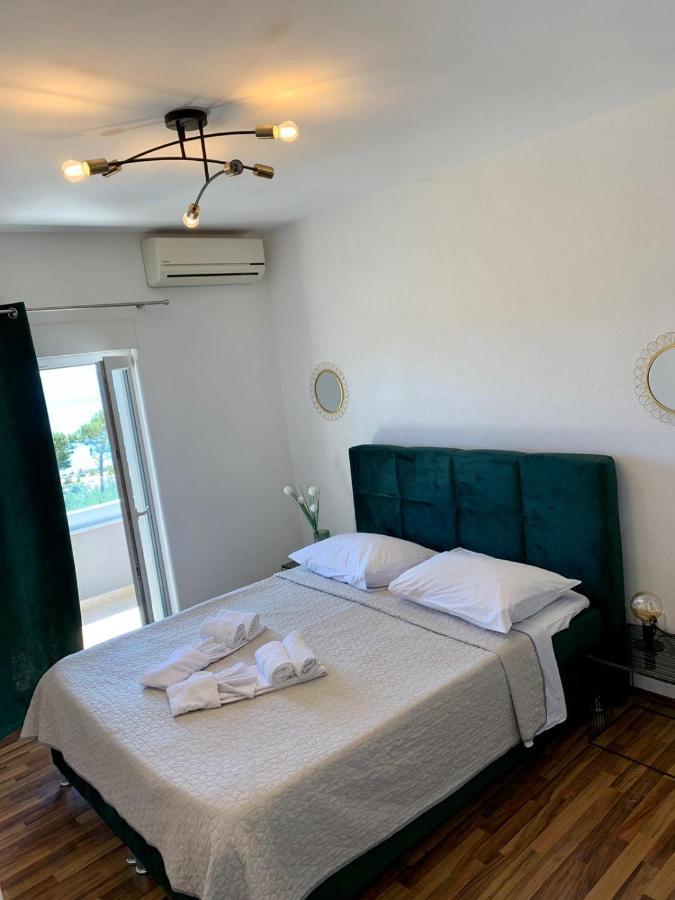 Villa Collis Makarska Exterior photo