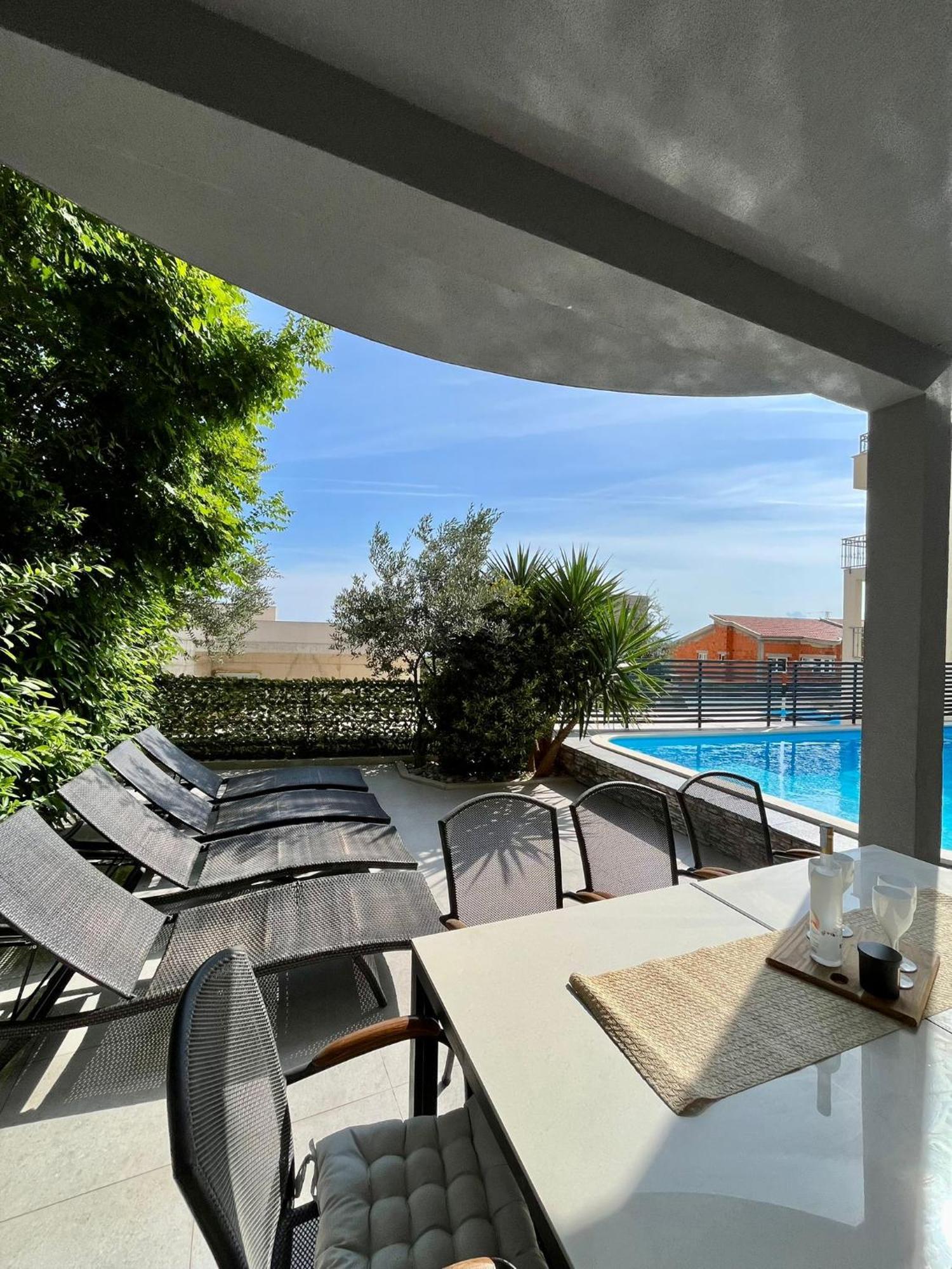 Villa Collis Makarska Exterior photo