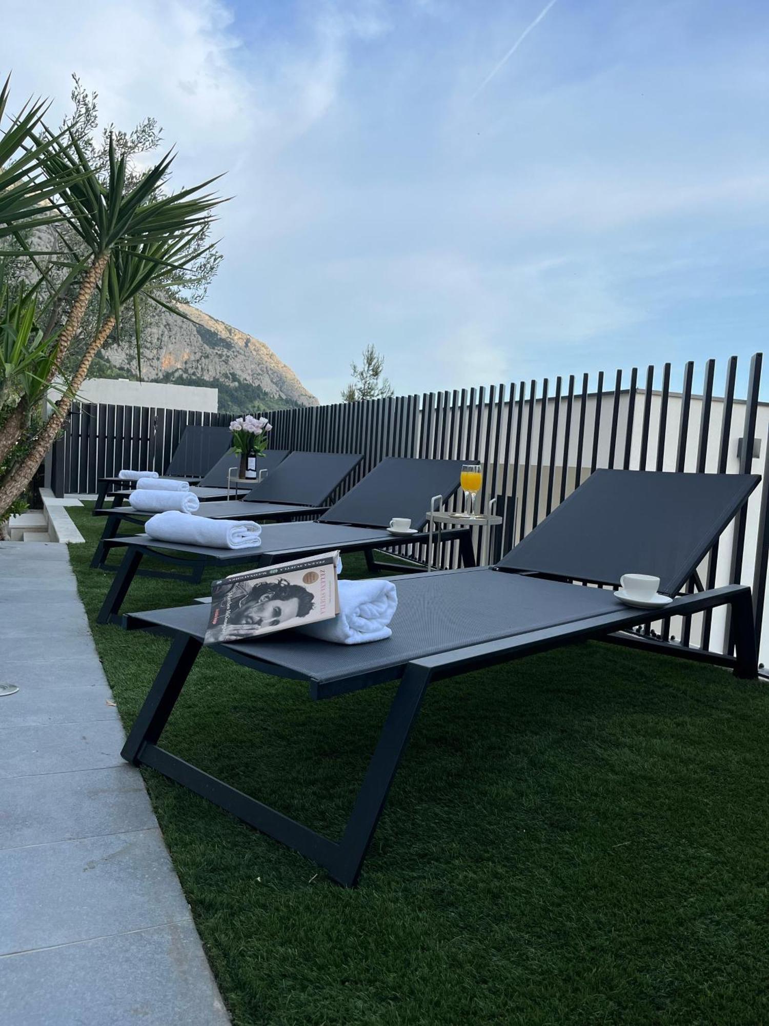 Villa Collis Makarska Exterior photo