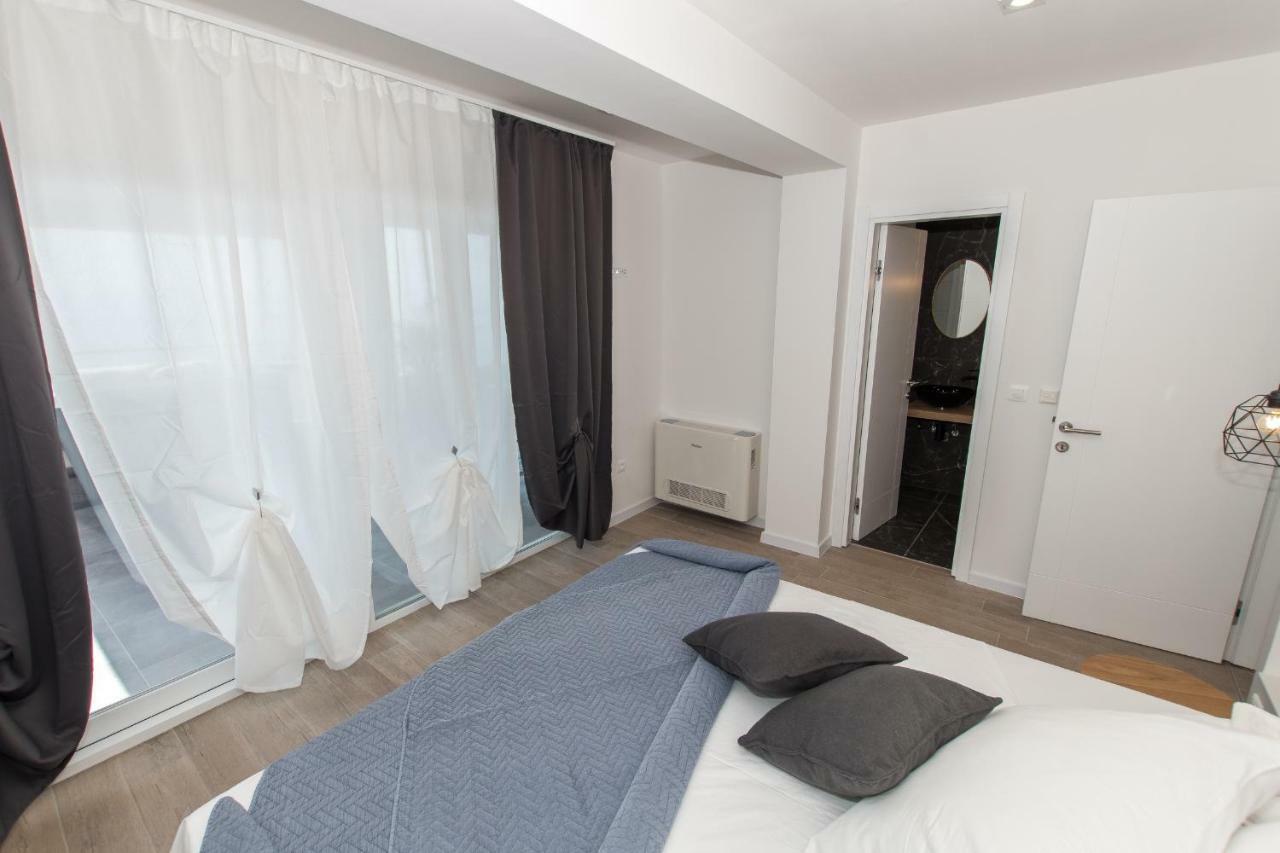 Villa Collis Makarska Exterior photo